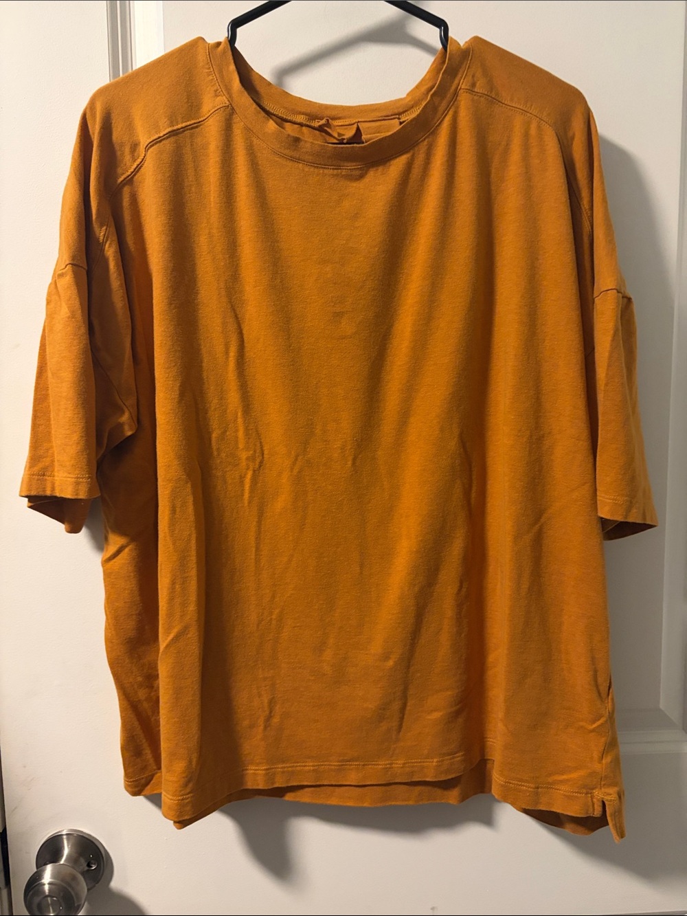 Women's Relaxed Short-Sleeve Tee in Mustard